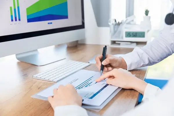 公司见面开会介绍